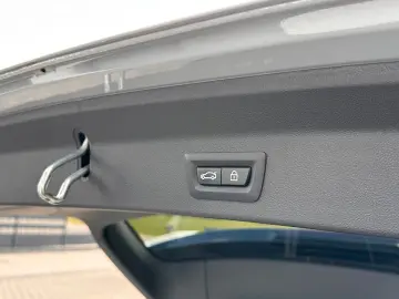 BMW X3 M40d LCI 360  Pano Sitzbelueftung AHK H&K 19%