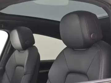 Porsche Cayenne E-Hybrid Coupe InnoDrive Head-Up