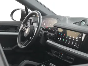 Porsche Cayenne E-Hybrid Coupe InnoDrive Head-Up