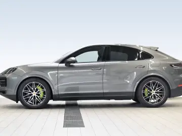 Porsche Cayenne E-Hybrid Coupe InnoDrive Head-Up
