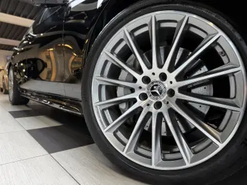 MERCEDES-BENZ S 580 4M AMG Pano HuD 10 HAL LederExklusivROT