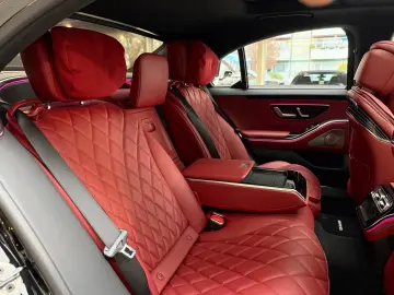 MERCEDES-BENZ S 580 4M AMG Pano HuD 10 HAL LederExklusivROT