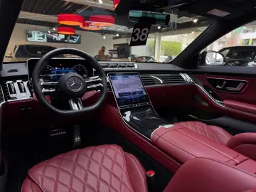 MERCEDES-BENZ S 580 4M AMG Pano HuD 10 HAL LederExklusivROT