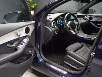 MERCEDES-BENZ GLC 43 Coupe AMG 4Matic Pano s.AGA HuD…