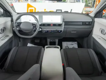 Hyundai IONIQ 5 Long Range 72 6 kWh