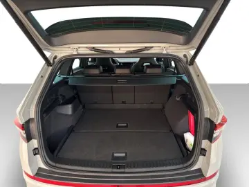 SKODA Kodiaq 2.0 TSI DSG 4x4 RS DCC MATRIX