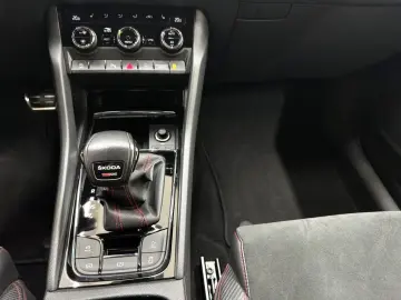 SKODA Kodiaq 2.0 TSI DSG 4x4 RS DCC MATRIX