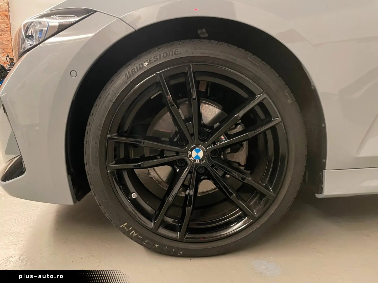 BMW 320d xDrive M Sport ACC HuD 360  Schiebedach 19