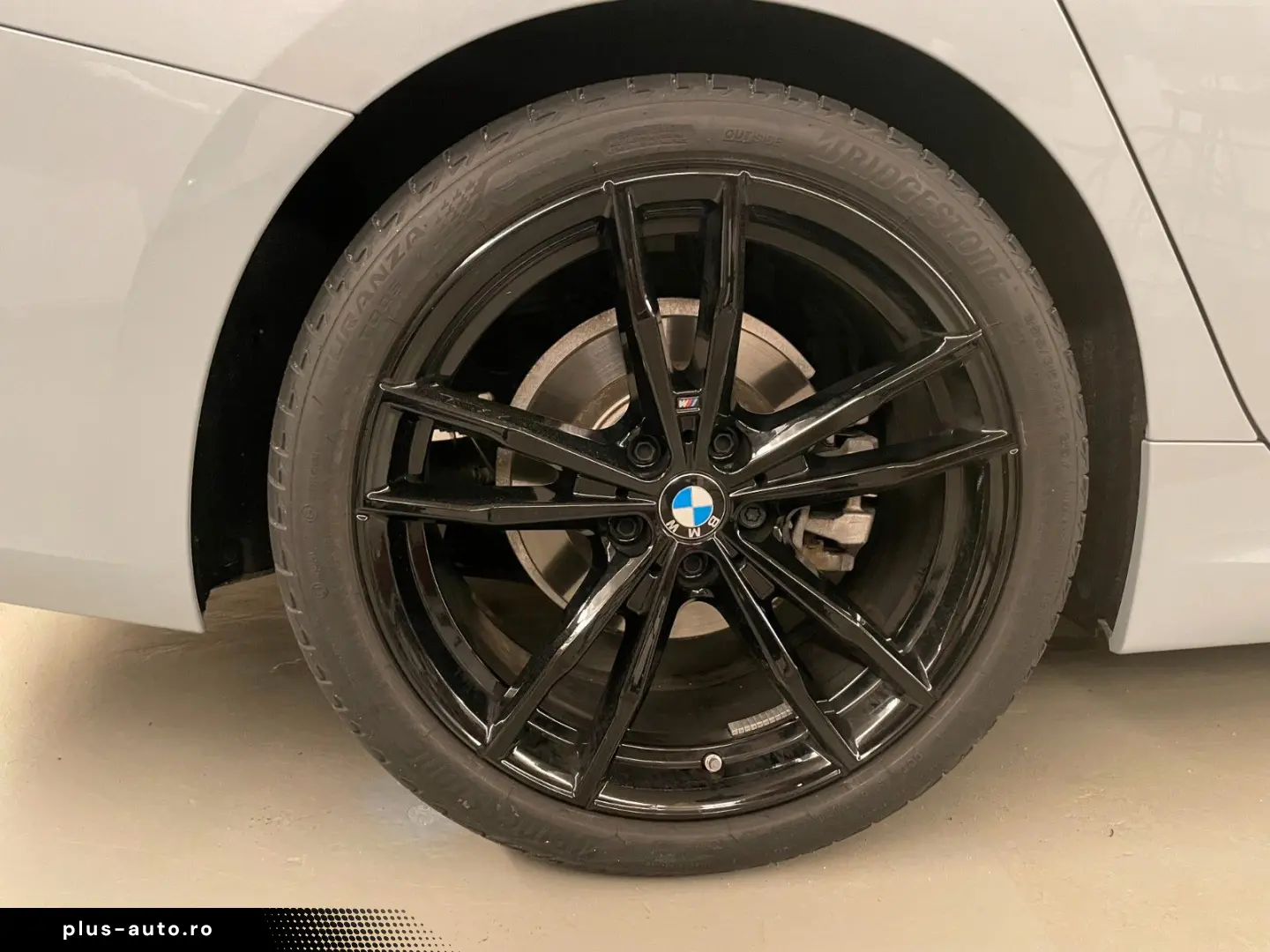 BMW 320d xDrive M Sport ACC HuD 360  Schiebedach 19