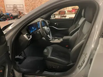 BMW 320d xDrive M Sport ACC HuD 360  Schiebedach 19