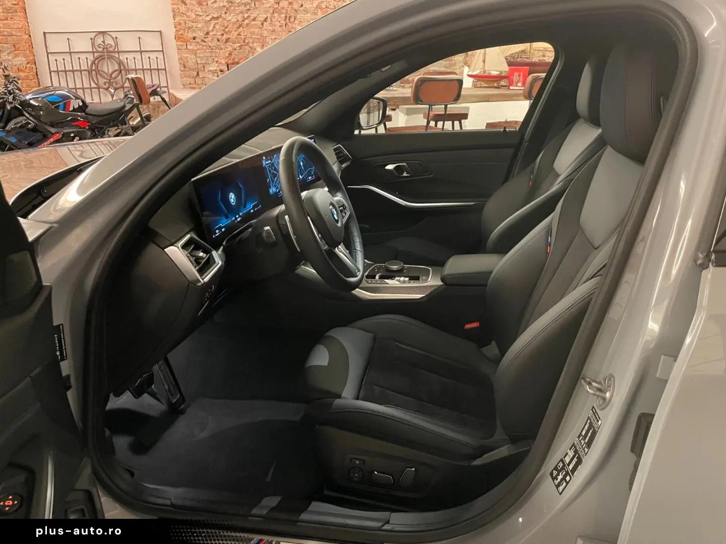 BMW 320d xDrive M Sport ACC HuD 360  Schiebedach 19