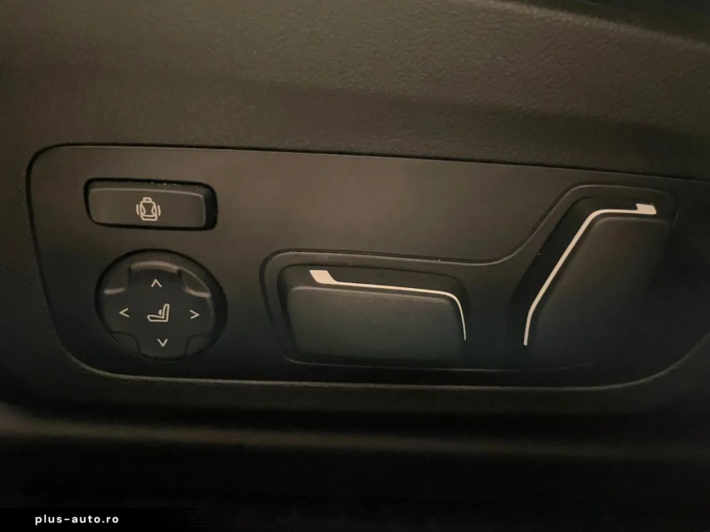 BMW 320d xDrive M Sport ACC HuD 360  Schiebedach 19