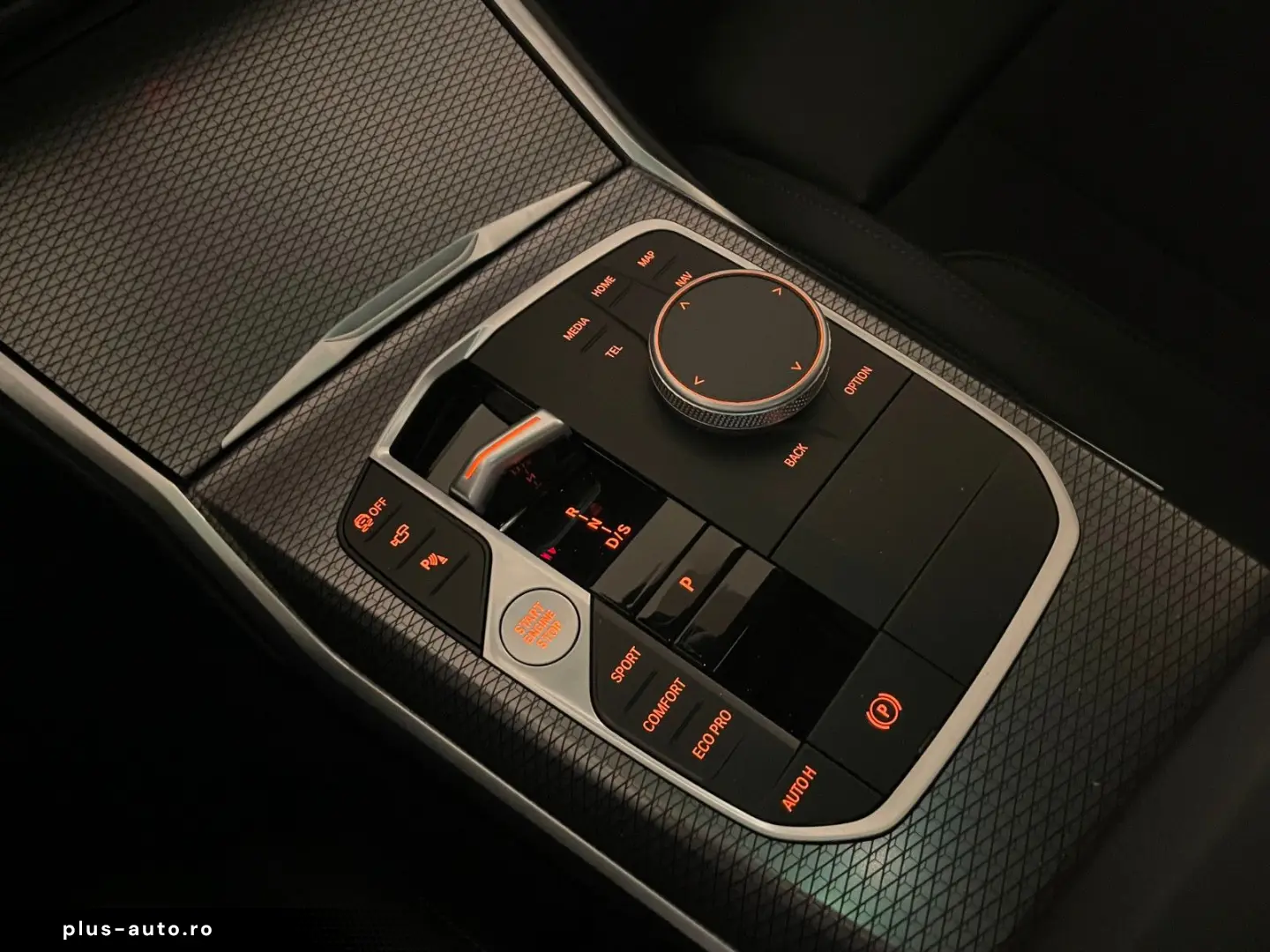 BMW 320d xDrive M Sport ACC HuD 360  Schiebedach 19