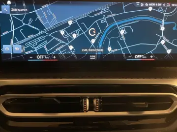 BMW 320d xDrive M Sport ACC HuD 360  Schiebedach 19