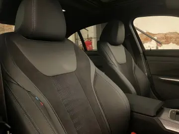 BMW 320d xDrive M Sport ACC HuD 360  Schiebedach 19