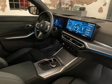 BMW 320d xDrive M Sport ACC HuD 360  Schiebedach 19