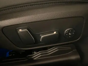 BMW 320d xDrive M Sport ACC HuD 360  Schiebedach 19