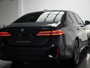 BMW 520d xDrive M Sport ICONIC KEY 360 HUD H&K MEMO