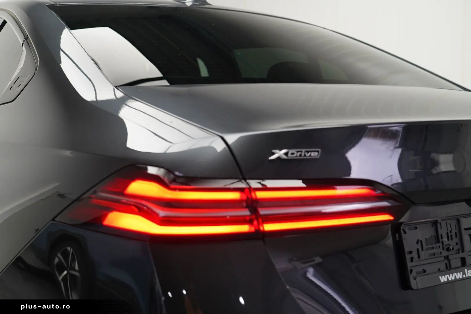 BMW 520d xDrive M Sport ICONIC KEY 360 HUD H&K MEMO