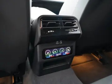 BMW 520d xDrive M Sport ICONIC KEY 360 HUD H&K MEMO