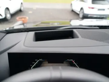 BMW 520d xDrive M Sport ICONIC KEY 360 HUD H&K MEMO