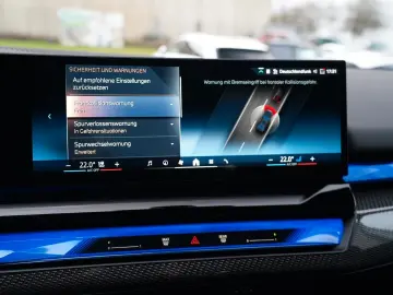 BMW 520d xDrive M Sport ICONIC KEY 360 HUD H&K MEMO