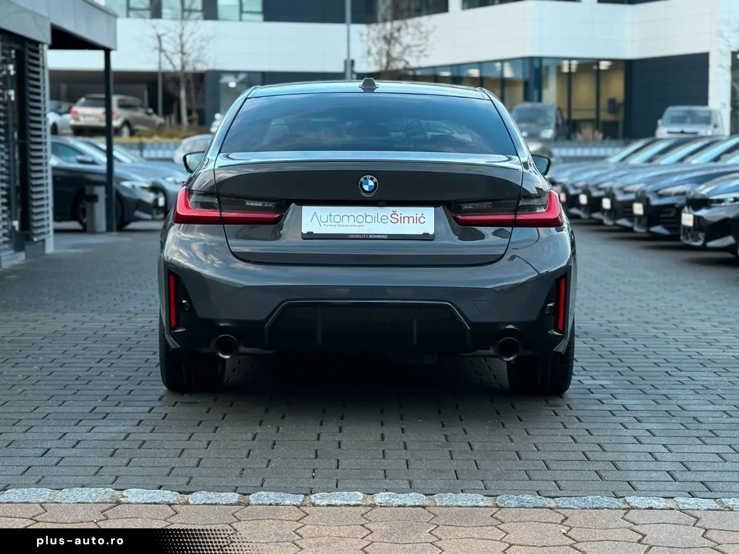 BMW 320d xD M Sport 19  h k HuD StHz Memory Ambiente