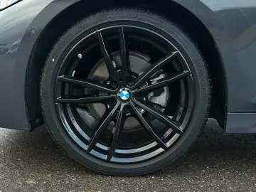 BMW 320d xD M Sport 19  h k HuD StHz Memory Ambiente