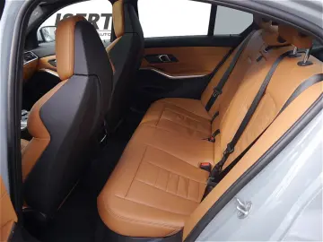 BMW 320d xDrive Lim. M Sport A.  GLASDACH HIFI DAB