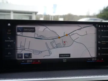 BMW 320d xDrive Lim. M Sport A.  GLASDACH HIFI DAB