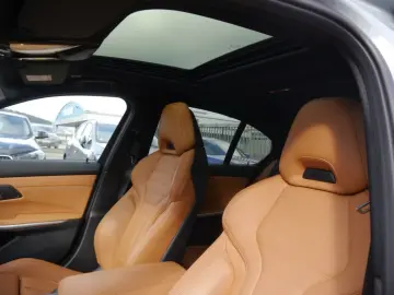 BMW 320d xDrive Lim. M Sport A.  GLASDACH HIFI DAB