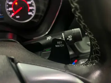 CHEVROLET Camaro SS 6 2l V8  Schalter ZL1 Front Spoiler Kl