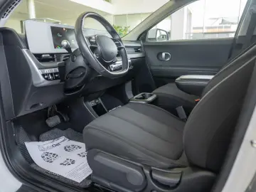 Hyundai IONIQ 5 Standard Range 58 kWh (235 CP) Electric AWD