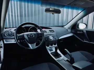 MAZDA 3   FAB 09.2011   1.6 BENZINA 105CP   EURO 5