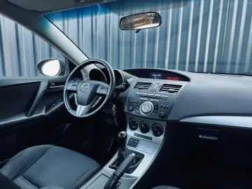 MAZDA 3   FAB 09.2011   1.6 BENZINA 105CP   EURO 5