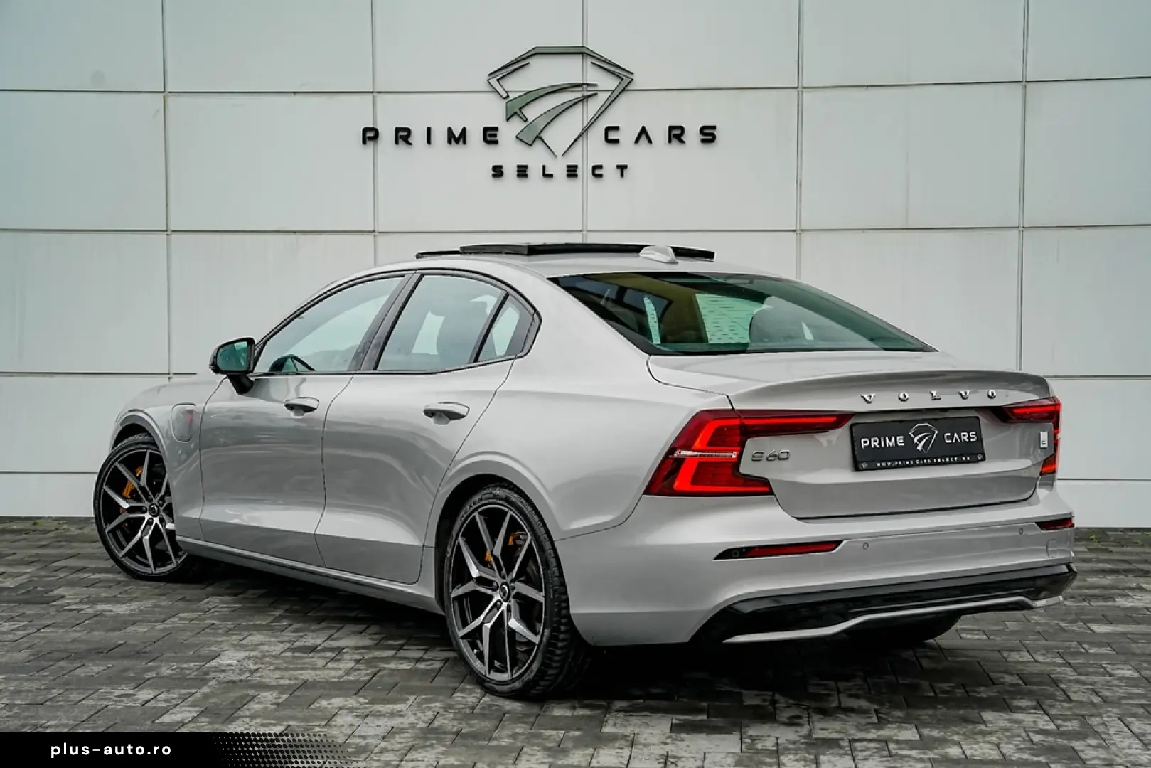 Volvo S60 T8 Recharge AWD Polestar Engineered