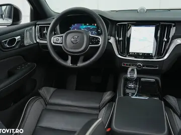 Volvo S60 T8 Recharge AWD Polestar Engineered