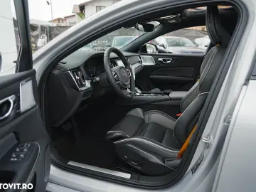 Volvo S60 T8 Recharge AWD Polestar Engineered