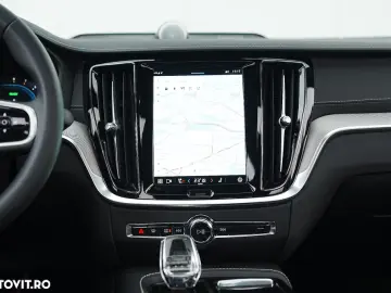 Volvo S60 T8 Recharge AWD Polestar Engineered