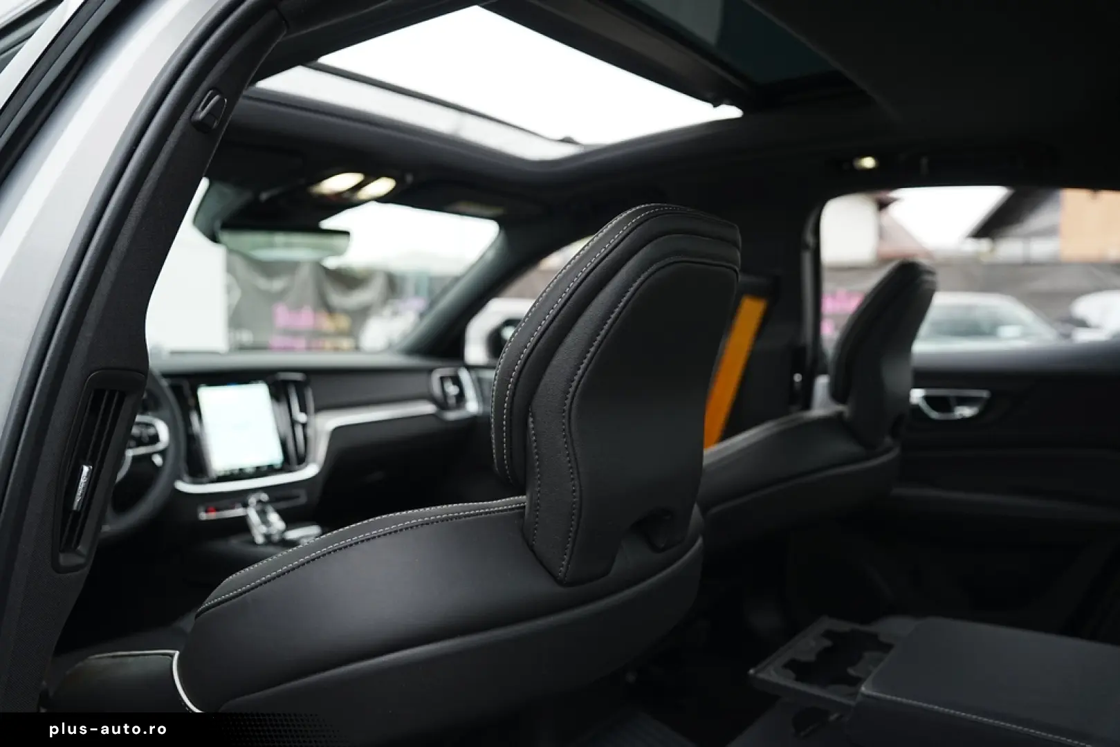 Volvo S60 T8 Recharge AWD Polestar Engineered