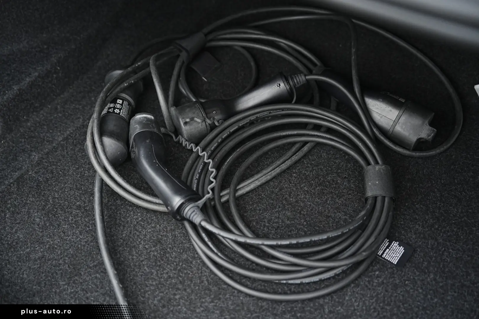 Volvo S60 T8 Recharge AWD Polestar Engineered