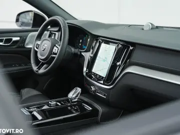 Volvo S60 T8 Recharge AWD Polestar Engineered