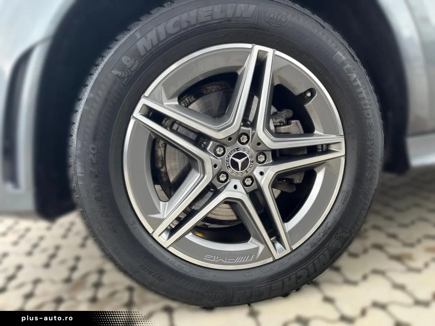 MERCEDES-BENZ GLE 300 d 4M AMG