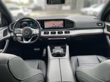 MERCEDES-BENZ GLE 300 d 4M AMG