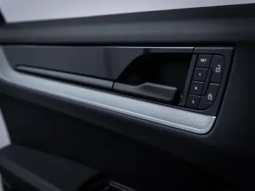 Porsche Cayenne E-Hybrid  PANO LUFT BOSE ACC