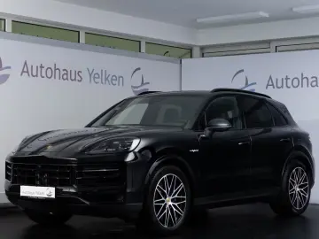 Porsche Cayenne E-Hybrid  PANO LUFT BOSE ACC