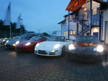 PORSCHE 992 Targa 4 GTS Chrono Design 18-Wege Matrix