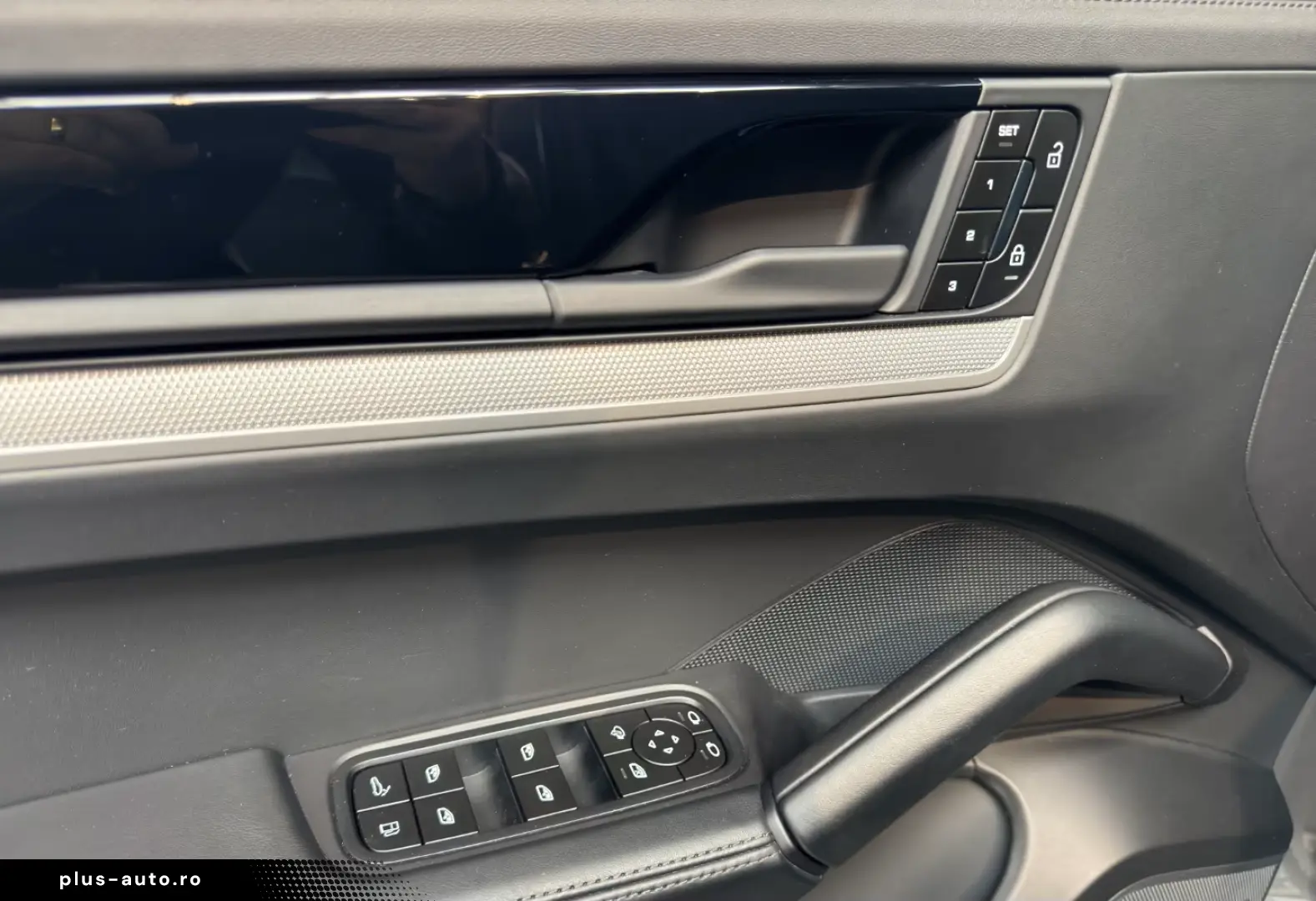 Porsche Cayenne E-Hybrid HA-Lenkung InnoDrive