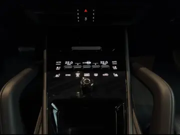 Porsche Cayenne E-Hybrid HA-Lenkung InnoDrive