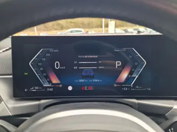 BMW 330e M Sportpaket Head-Up HiFi DAB LED